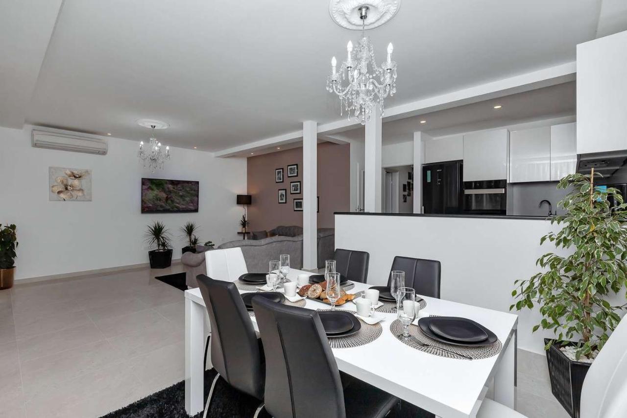 Luxurious Apartment Nino Makarska Exterior foto